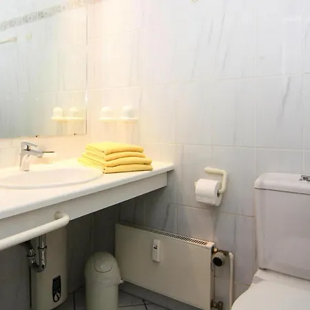 Panorama For Vier Personen * ラーボエ